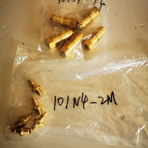 NITTA   工業(yè)用接頭快插母頭101C4-2F